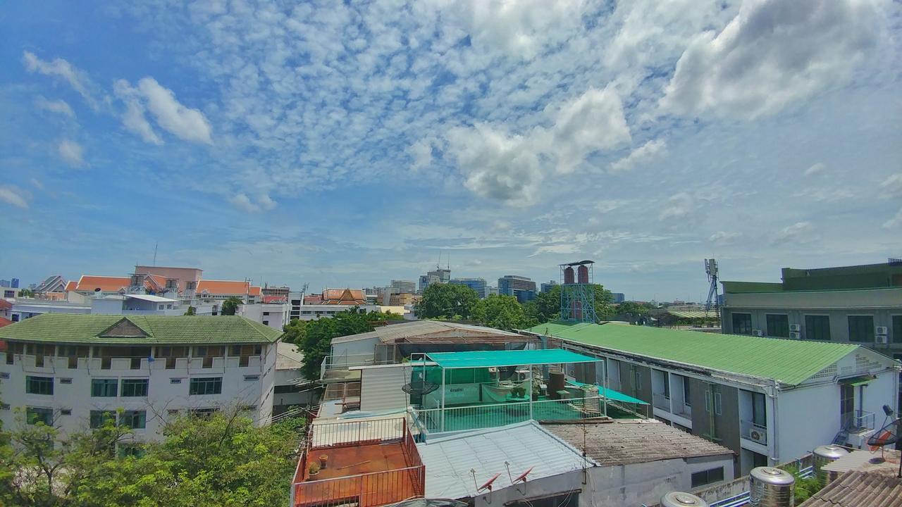 Four Sons Village Bangkok Luaran gambar