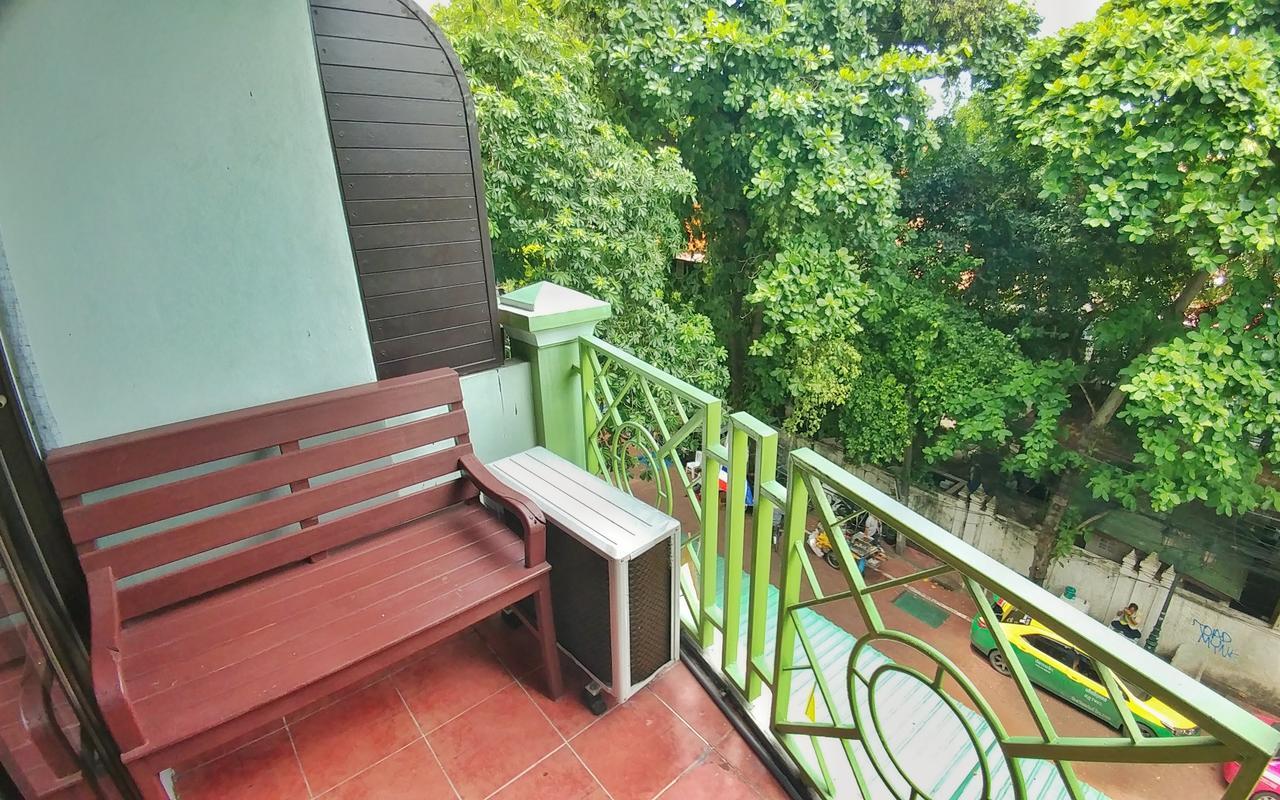Four Sons Village Bangkok Luaran gambar