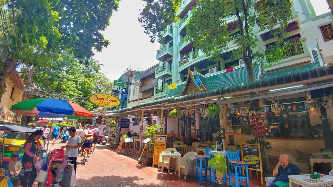 Four Sons Village Bangkok Luaran gambar