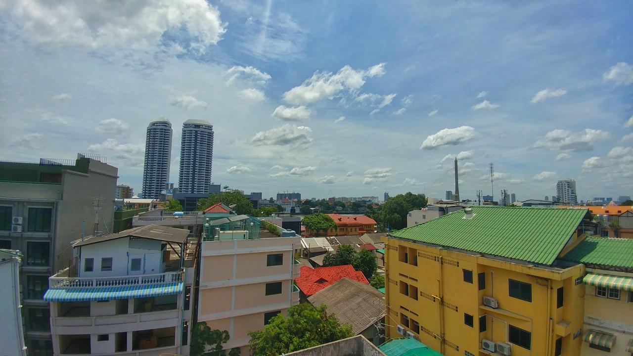 Four Sons Village Bangkok Luaran gambar