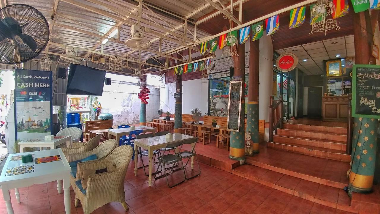 Four Sons Village Bangkok Luaran gambar
